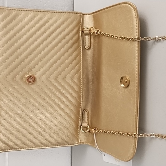 NWT MattGold Clutch Crossbody Bag Removable Chain Quilted Faux Leather Magnetic - Picture 6 of 10